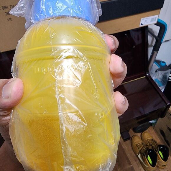 Tupperware Minions Dave Rise of Gru Eco 12oz Flip Top Water Bottle NEW / RARE - Picture 4 of 5